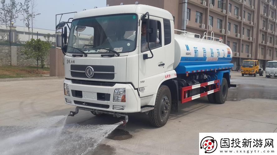 潮涌來襲！灑水車的革命性變革-讓世界為之一震