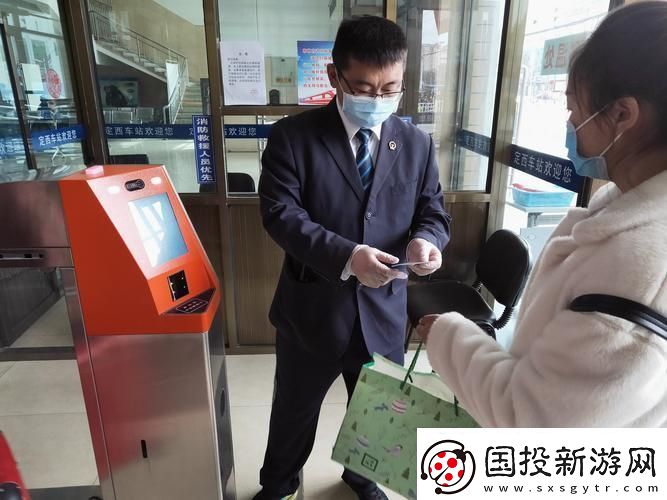 下面奇招：公交售票員的獨門絕技